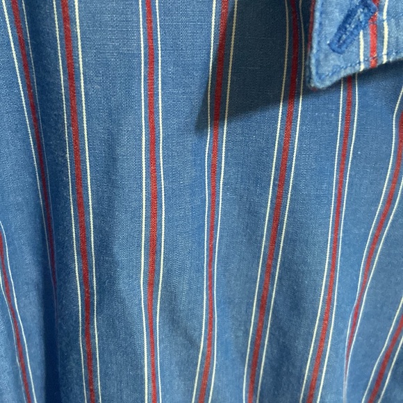 Chaps button down - Picture 2 of 3